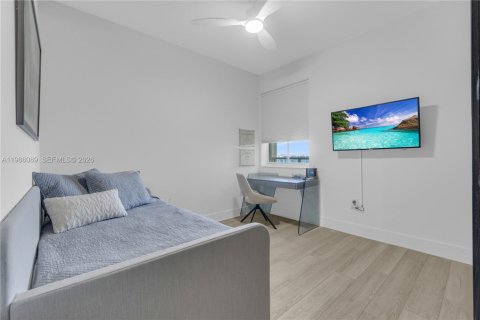 Снять в аренду кондоминиум в Авентура, Флорида 3 спальни, 153.29м2, № 2064372 - фото 18