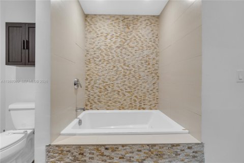 Снять в аренду кондоминиум в Авентура, Флорида 3 спальни, 153.29м2, № 2064372 - фото 21