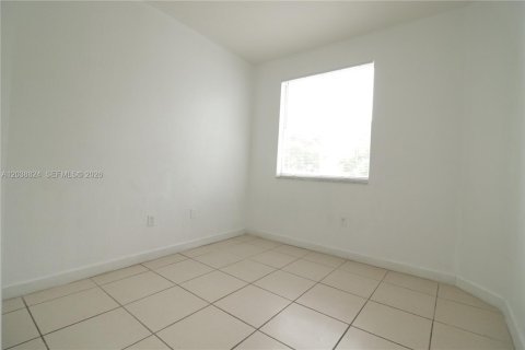 Condo in Homestead, Florida, 2 bedrooms № 2183374 - photo 3