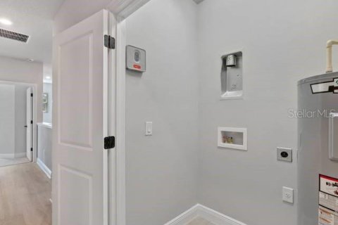 Townhouse in Tampa, Florida 3 bedrooms, 193.42 sq.m. № 1876446 - photo 10