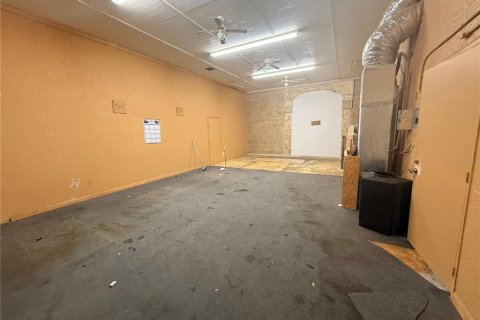 Propiedad comercial en alquiler en Orange City, Florida, 441.47 m2 № 1837181 - foto 4