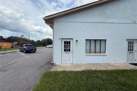 Propiedad comercial en alquiler en Orange City, Florida, 441.47 m2 № 1837181 - foto 2