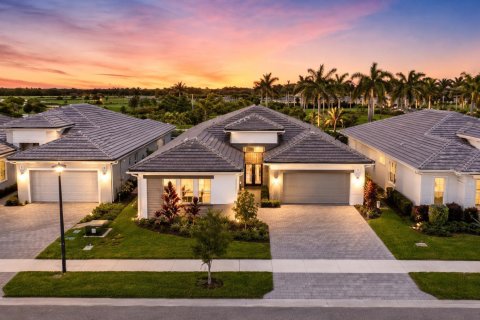 Villa ou maison à Palm Beach Gardens, Floride 4 chambres, 294.22 m2 № 2301768