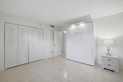 Copropriété à vendre à Lauderhill, Floride: 2 chambres, 117.06 m2 № 2241844 - photo 19
