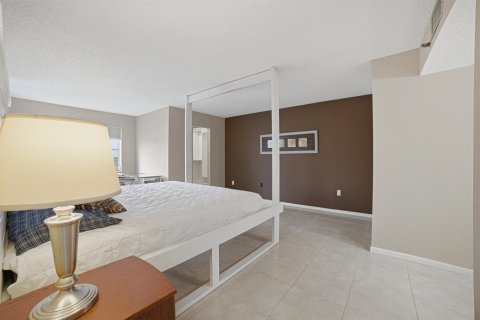 Copropriété à vendre à Lauderhill, Floride: 2 chambres, 117.06 m2 № 2241844 - photo 11