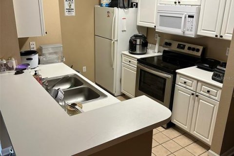 Condo in Orlando, Florida, 1 bedroom  № 2235166 - photo 5