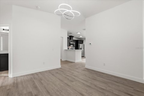 Villa ou maison à vendre à Leesburg, Floride: 4 chambres, 142.23 m2 № 2138699 - photo 8