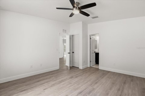 Villa ou maison à vendre à Leesburg, Floride: 4 chambres, 142.23 m2 № 2138699 - photo 10