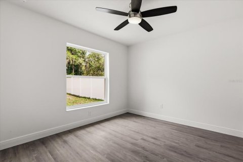 Villa ou maison à vendre à Leesburg, Floride: 4 chambres, 142.23 m2 № 2138699 - photo 13