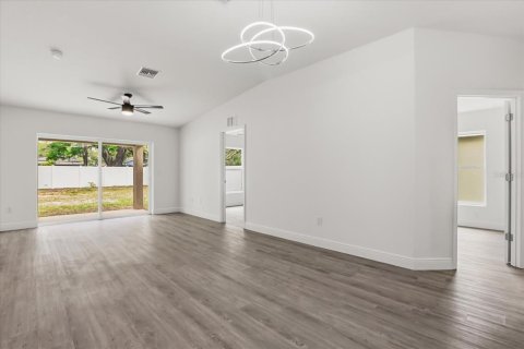 Villa ou maison à vendre à Leesburg, Floride: 4 chambres, 142.23 m2 № 2138699 - photo 7
