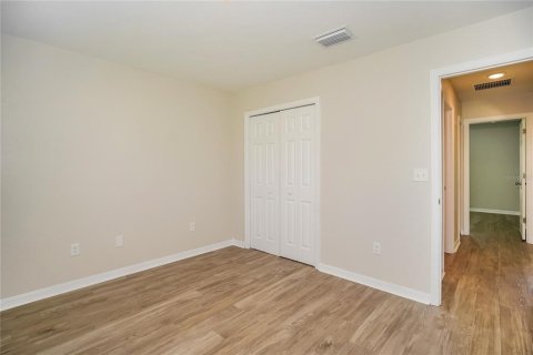 House in Citrus Springs, Florida 3 bedrooms, 129.6 sq.m. № 2219338 - photo 13