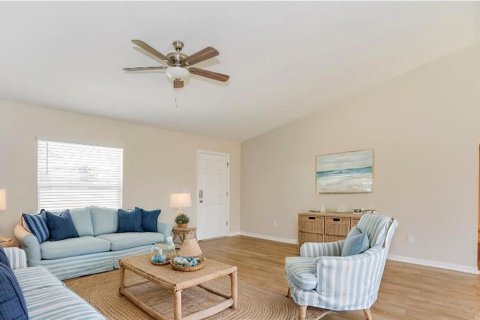 House in Citrus Springs, Florida 3 bedrooms, 129.6 sq.m. № 2219338 - photo 4