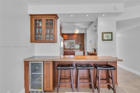 Copropriété à vendre à Pembroke Pines, Floride: 2 chambres, 108.7 m2 № 2041859 - photo 11