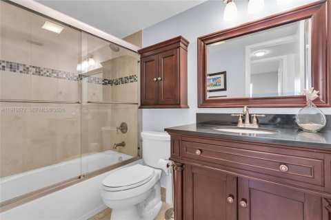 Copropriété à vendre à Pembroke Pines, Floride: 2 chambres, 108.7 m2 № 2041859 - photo 9