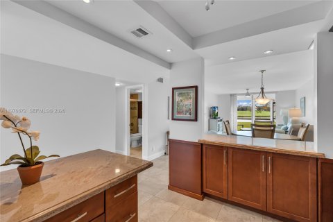 Copropriété à vendre à Pembroke Pines, Floride: 2 chambres, 108.7 m2 № 2041859 - photo 7