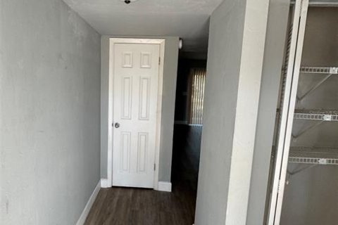Apartment in Gainesville, Florida 2 bedrooms, 86.4 sq.m. № 1880583 - photo 2
