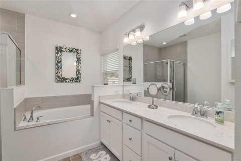 House in FREEDOM CROSSINGS PRESERVE
in Ocala, Florida 4 bedrooms, 188.41 sq.m. № 2131223 - photo 30