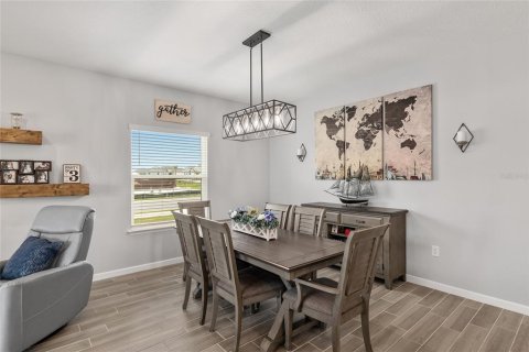 House in FREEDOM CROSSINGS PRESERVE
in Ocala, Florida 4 bedrooms, 188.41 sq.m. № 2131223 - photo 15