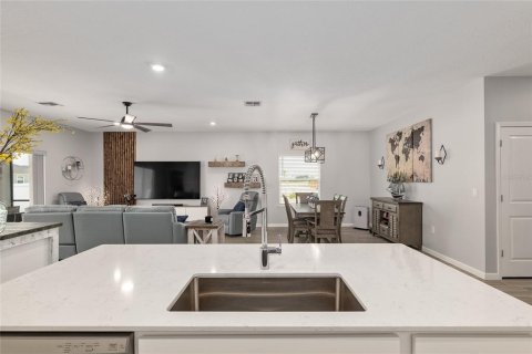 House in FREEDOM CROSSINGS PRESERVE
in Ocala, Florida 4 bedrooms, 188.41 sq.m. № 2131223 - photo 23