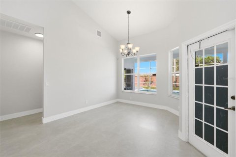 Villa ou maison à vendre à Orlando, Floride: 4 chambres, 237.46 m2 № 2201213 - photo 24