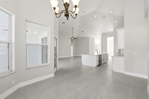 Villa ou maison à vendre à Orlando, Floride: 4 chambres, 237.46 m2 № 2201213 - photo 25