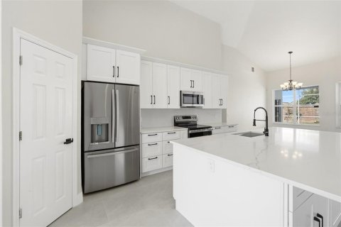 Villa ou maison à vendre à Orlando, Floride: 4 chambres, 237.46 m2 № 2201213 - photo 19
