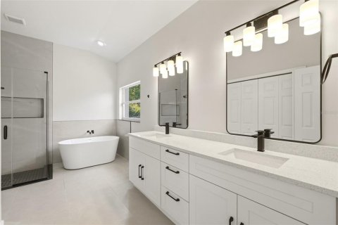 Villa ou maison à vendre à Orlando, Floride: 4 chambres, 237.46 m2 № 2201213 - photo 28