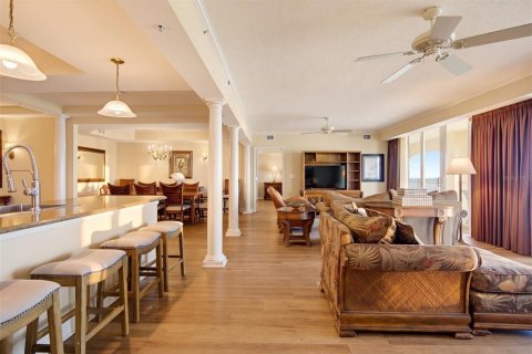 Condo in Palm Coast, Florida, 4 bedrooms  № 2379794 - photo 26