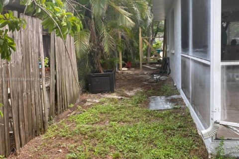 Casa en alquiler en Naples, Florida, 3 dormitorios № 1891223 - foto 17