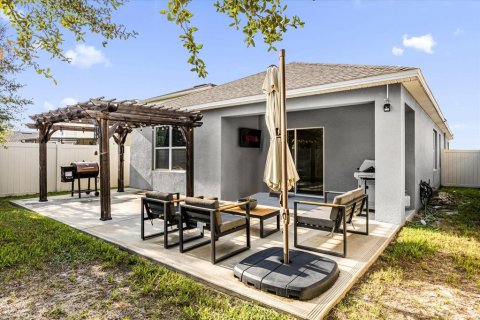 Casa en alquiler en Kissimmee, Florida, 3 dormitorios, 153.38 m2 № 1918373 - foto 2