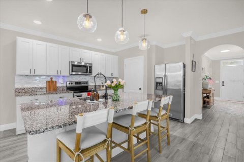 Casa en alquiler en Kissimmee, Florida, 3 dormitorios, 153.38 m2 № 1918373 - foto 4