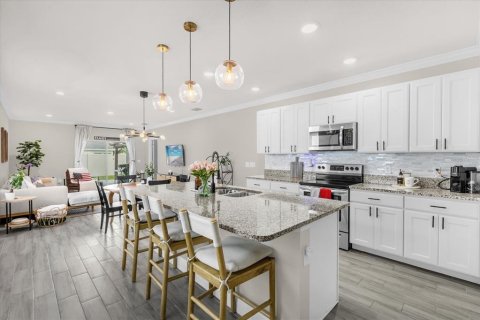 Casa en alquiler en Kissimmee, Florida, 3 dormitorios, 153.38 m2 № 1918373 - foto 6