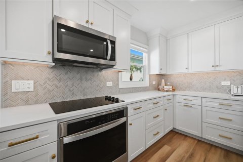 Adosado en venta en Boca Grande, Florida, 3 dormitorios, 137.03 m2 № 2104244 - foto 15