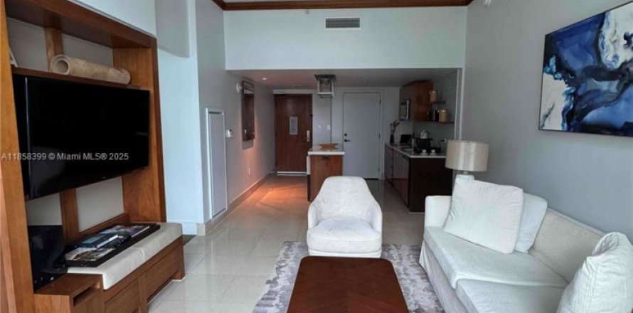 Condominio en Miami Beach, Florida, 1 dormitorio  № 1887194