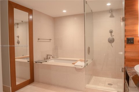 Condominio en venta en Miami Beach, Florida, 1 dormitorio, 61.5 m2 № 1887194 - foto 7