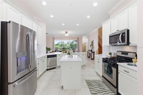 Villa ou maison à vendre à Tampa, Floride: 4 chambres, 297.66 m2 № 2131402 - photo 13