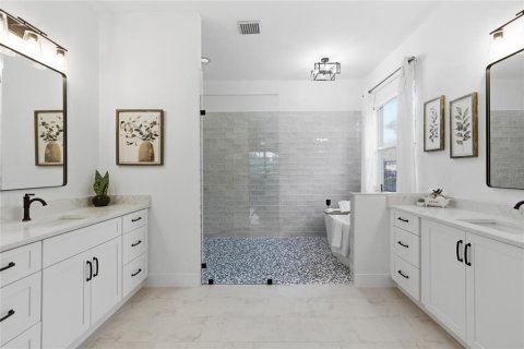 Villa ou maison à vendre à Tampa, Floride: 4 chambres, 297.66 m2 № 2131402 - photo 30