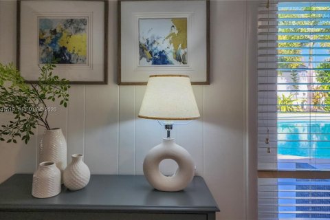 House in Oakland Park, Florida 3 bedrooms, 152.45 sq.m. № 2003641 - photo 20