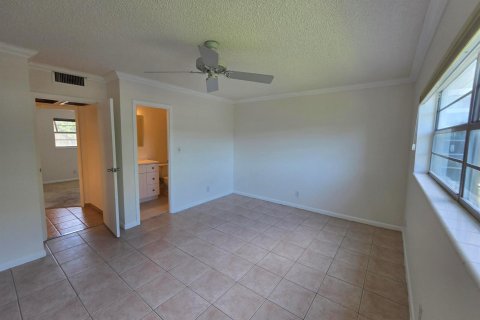 Condominio en venta en Lauderdale Lakes, Florida, 2 dormitorios, 87.7 m2 № 2146181 - foto 12