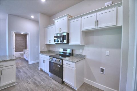 Casa en venta en Auburndale, Florida, 4 dormitorios, 233 m2 № 2111429 - foto 15