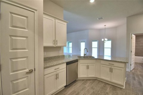 Casa en venta en Auburndale, Florida, 4 dormitorios, 233 m2 № 2111429 - foto 16