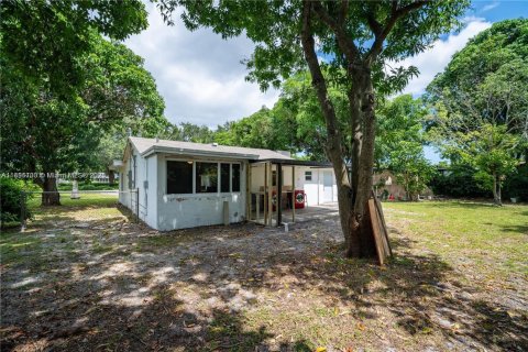 Купить виллу или дом в Майами, Флорида 3 спальни, 126.35м2, № 1949359 - фото 25