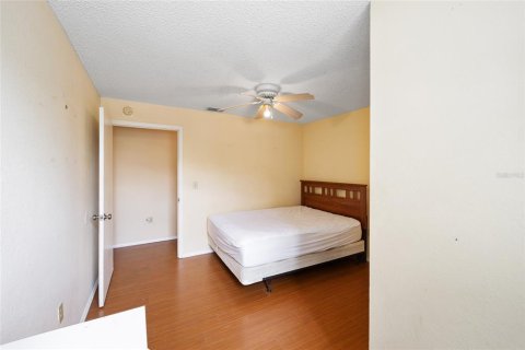 Condo in Gainesville, Florida, 3 bedrooms  № 1782677 - photo 25