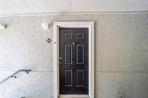 Condo in Gainesville, Florida, 3 bedrooms  № 1782677 - photo 7