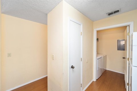Condo in Gainesville, Florida, 3 bedrooms  № 1782677 - photo 21