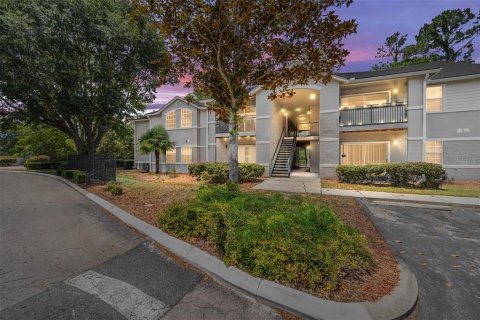Condo in Gainesville, Florida, 3 bedrooms  № 1782677 - photo 3