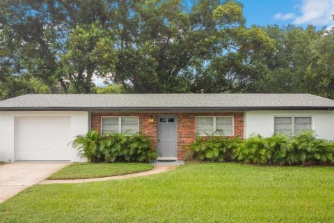 Casa en venta en Titusville, Florida, 3 dormitorios, 106.65 m2 № 1907526 - foto 1