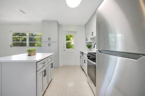 Casa en venta en Titusville, Florida, 3 dormitorios, 106.65 m2 № 1907526 - foto 10