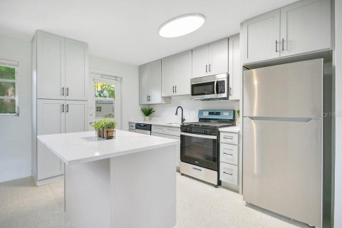 Casa en venta en Titusville, Florida, 3 dormitorios, 106.65 m2 № 1907526 - foto 9