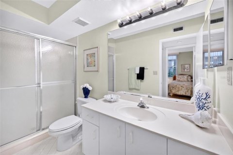 Condo in Saint Petersburg, Florida, 2 bedrooms  № 2377800 - photo 26